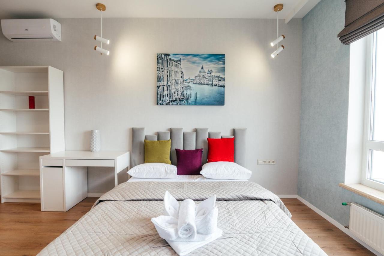 Pearl Premium Apartments 3 Kyiv Exterior photo